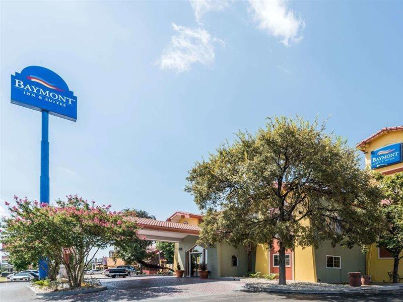 Baymont By Wyndham San Antonio Near South Texas Medical Ctr Hotel Екстериор снимка